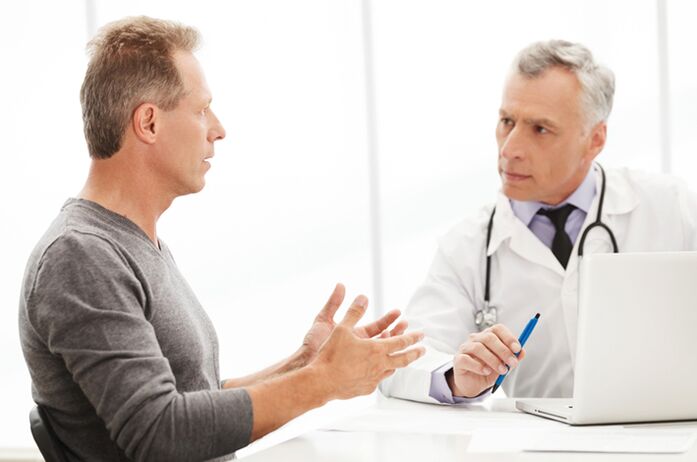Tawo nga adunay laygay nga prostatitis sa opisina sa doktor